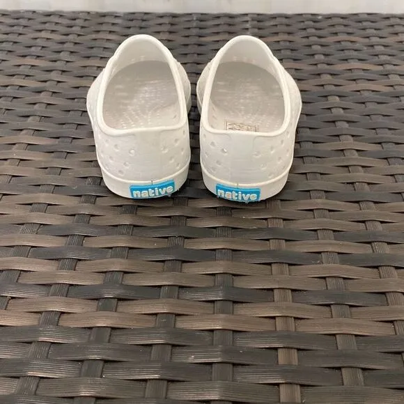 Native Jeffersons shoes children’s size 7