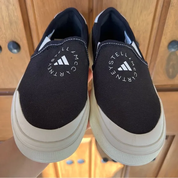 NEW! ADIDAS BY STELLA‎ MCCARTNEY COURT SLIP-ON SHOES Sz 4 Kids/ 5.5- 6 Women’s