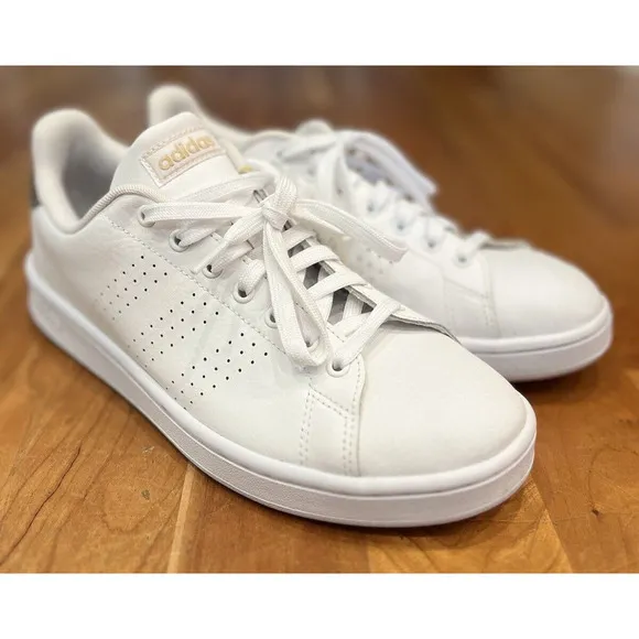 NEW Adidas Cloudfoam Running HWI 28Y001 Sneaker Shoes Size 9.5 White &amp; Gold
