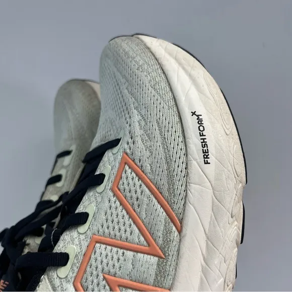 New Balance 1080 Shoes Size 8