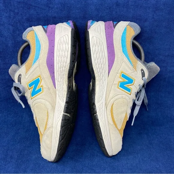 New Balance 2002R Incense - Size 8.5 - White Purple Tan Teal Blue Grey Running