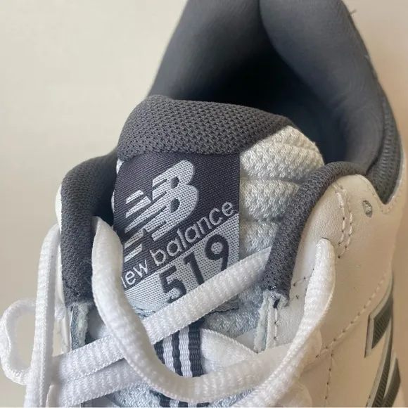 New Balance 519 Sneakers Mens White Gray Cross Training Dad Shoes MX519WG2