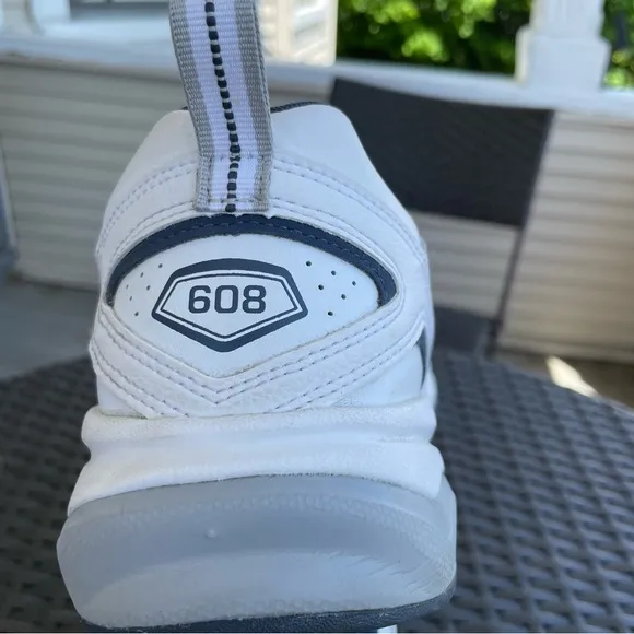 New Balance 608 V4 Running Shoe Size 11