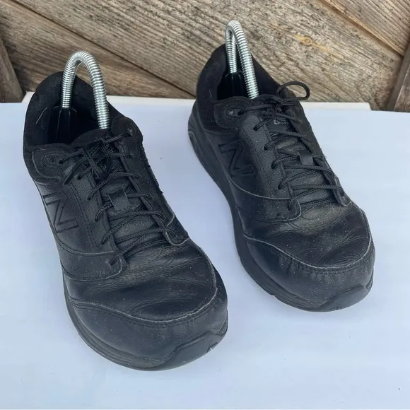 NEW BALANCE (BLACK) WOMENS WALKING SHOES SIZE 7 B MEDIUM WW928BK3 928V3