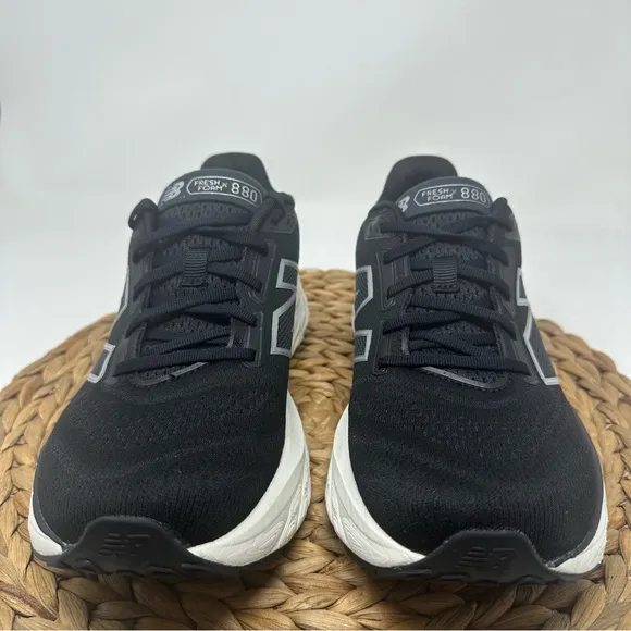 NEW BALANCE Fresh Foam 880 V14 Running Shoes Black White Size 8.5 Men's, 10 Wome