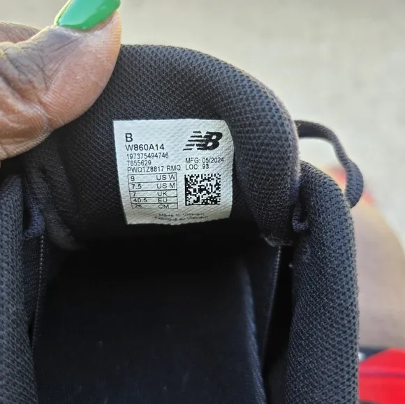 New Balance Fresh Foam Sneaker Women 9b