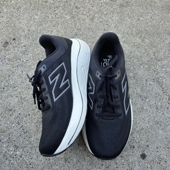 New Balance Fresh Foam Sneaker Women 9b