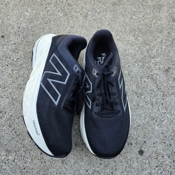 New Balance Fresh Foam Sneaker Women 9b