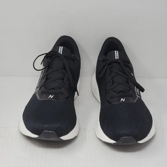 New Balance Mens Size 14 Dynasoft Pro Run V2 Running Shoes Black/White New
