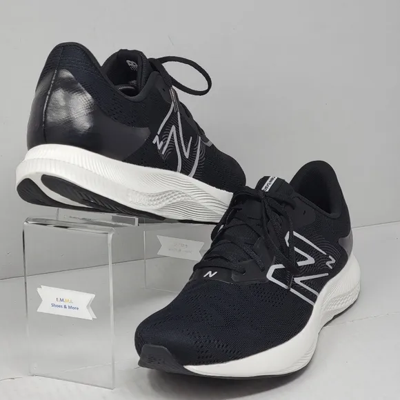 New Balance Mens Size 14 Dynasoft Pro Run V2 Running Shoes Black/White New