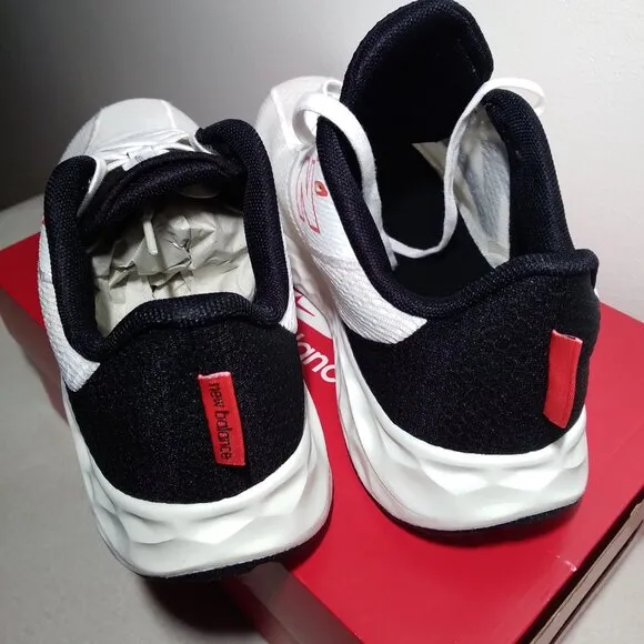 New Balance Men's Sz 10 Fresh Foam Arishi v4 Shoes Running MARISYR4 White/Black