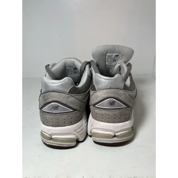 New Balance Shoes Mens 9.5 2002R Grey White Running Athletic sneakers M2002RJM