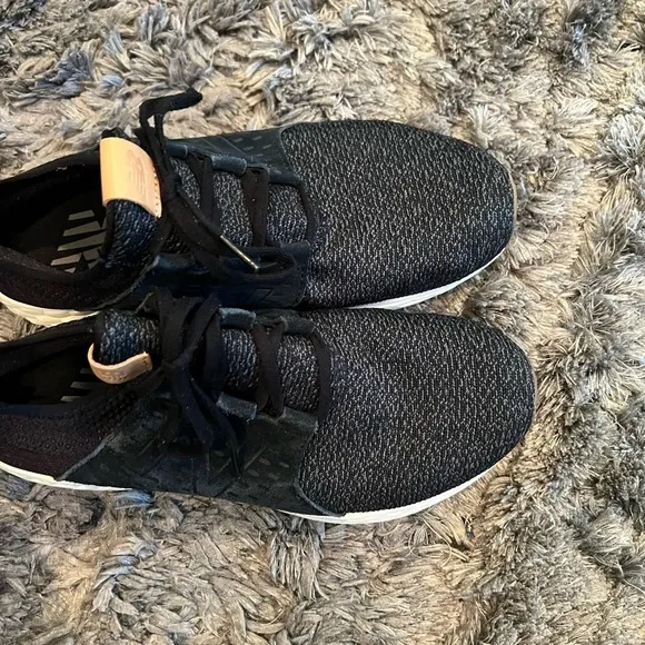 New Balance Women's Black Fresh Foam Sneaker Shoes