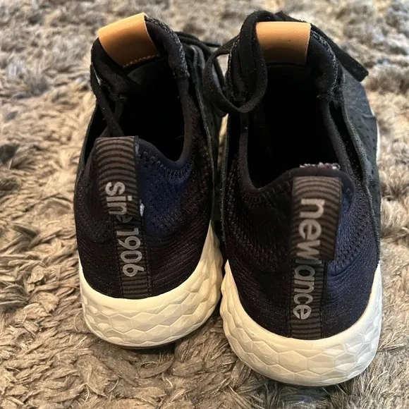 New Balance Women's Black Fresh Foam Sneaker Shoes