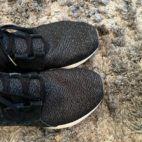 New Balance Women's Black Fresh Foam Sneaker Shoes