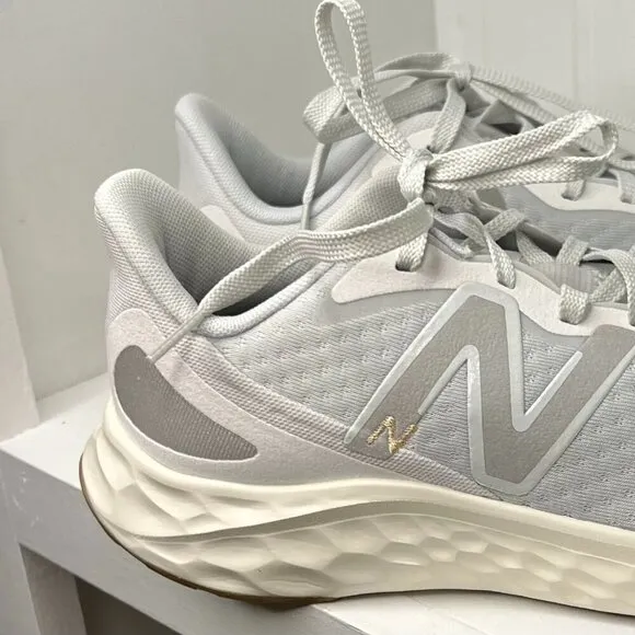 New Balance Womens Wariseg4 Gray Running Shoes Size 9