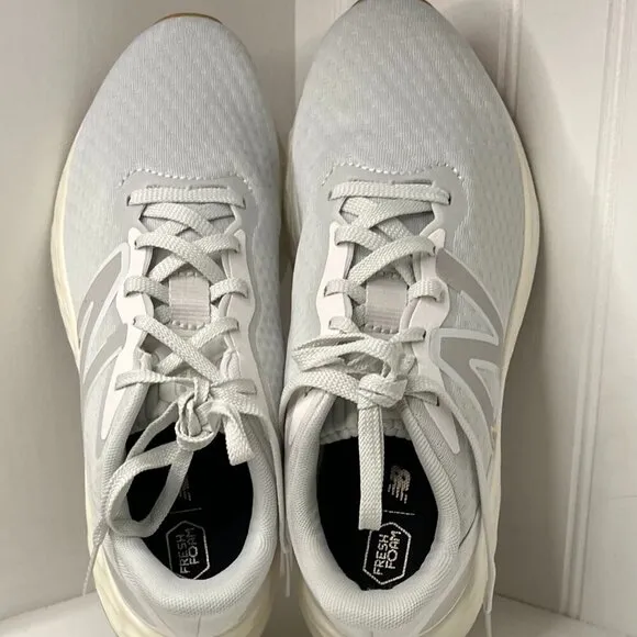 New Balance Womens Wariseg4 Gray Running Shoes Size 9