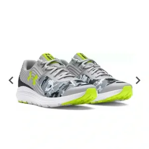 New boys Under Armour Kid's Grade School Outhustle Shoes camo Size 3Retail $75
