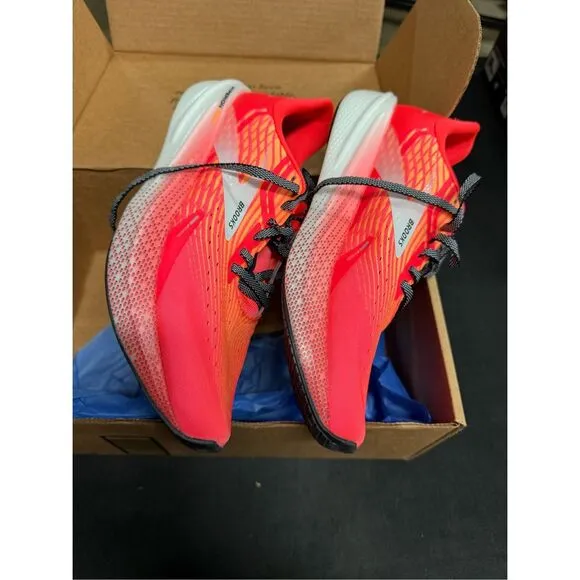New Brooks Hyperion Max Fiery Coral Orange Pop Blue Running Shoes Sneakers 9.5