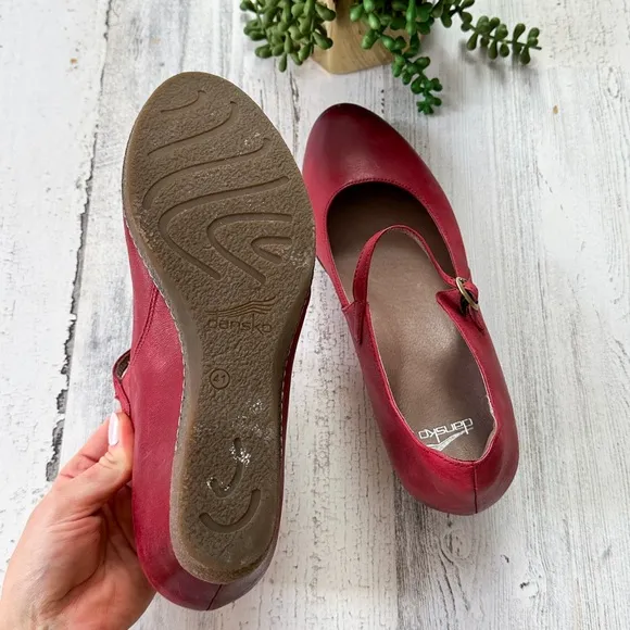 NEW Dansko Red Loralie Burnished Nubuck Mary Jane Wedge Shoes Heels size 41 / 10