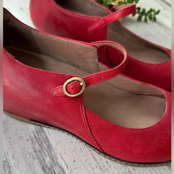 NEW Dansko Red Loralie Burnished Nubuck Mary Jane Wedge Shoes Heels size 41 / 10