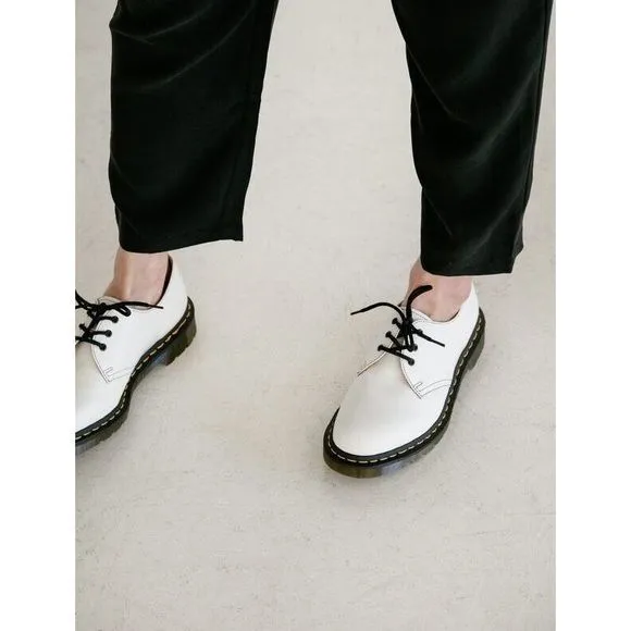 New Dr Martens Oxford Shoes White Size 9
