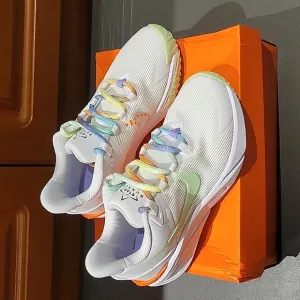 New in Box: NIKE Star Runner 4 NN SE (GS)
