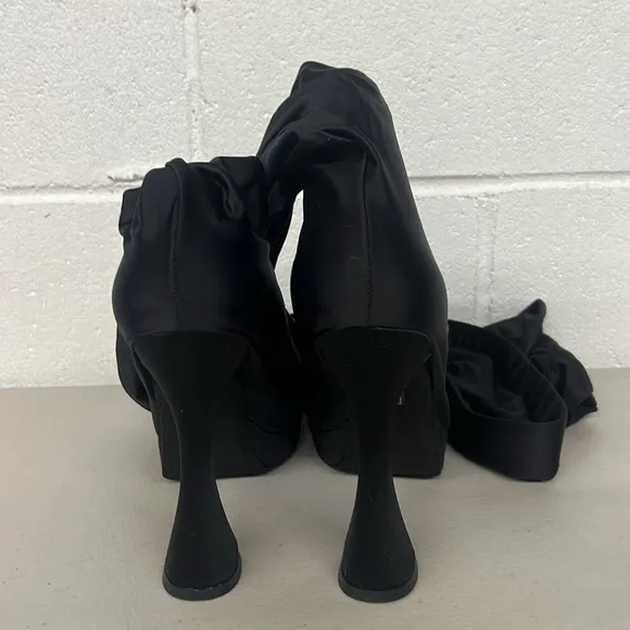New Jeffrey Campbell sz8.5 black pull on stretchy stretch pant shoes pantalones
