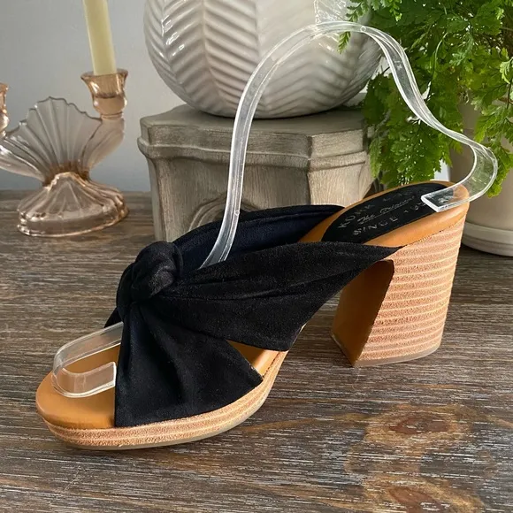 NEW Kork Ease Haya Knotted Heeled Sandal Black Suede Women’s 8
