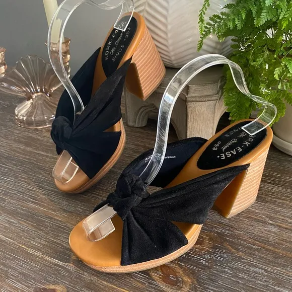 NEW Kork Ease Haya Knotted Heeled Sandal Black Suede Women’s 8