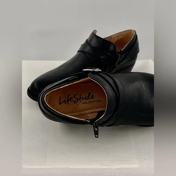 🌹New Listing🌹New Life Stride Women’s Adley Black Shootie Shoes - Size: 6