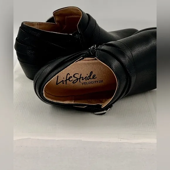 🌹New Listing🌹New Life Stride Women’s Adley Black Shootie Shoes - Size: 6