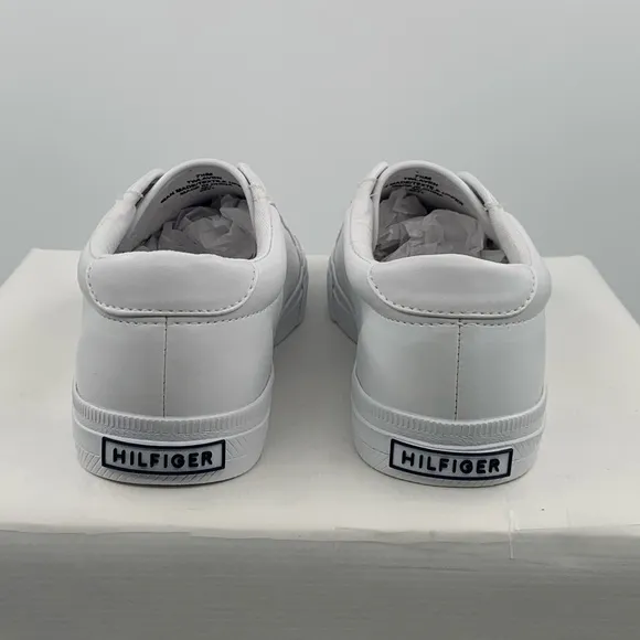🌹New List🌹NWT Tommy Hilfiger Laven Lace-Less Women’s White Slip On Sneaker Shoes