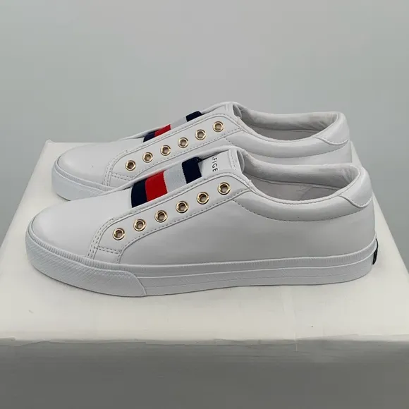 🌹New List🌹NWT Tommy Hilfiger Laven Lace-Less Women’s White Slip On Sneaker Shoes