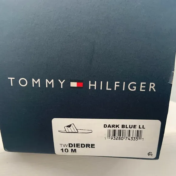 🌹New List🌹NWT Tommy Hilfiger Laven Lace-Less Women’s White Slip On Sneaker Shoes
