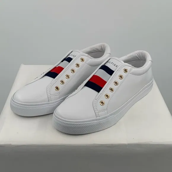🌹New List🌹NWT Tommy Hilfiger Laven Lace-Less Women’s White Slip On Sneaker Shoes