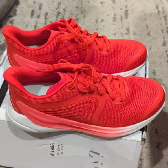 NEW Lululemon Blissfeel 2 Womens Running Shoe Solar Orange / Flare / Lig…