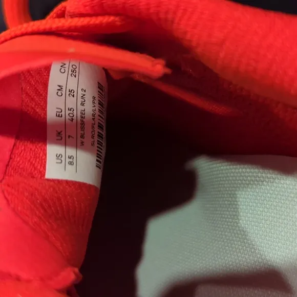 NEW Lululemon Blissfeel 2 Womens Running Shoe Solar Orange / Flare / Lig…