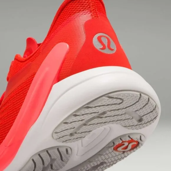 NEW Lululemon Blissfeel 2 Womens Running Shoe Solar Orange / Flare / Lig…