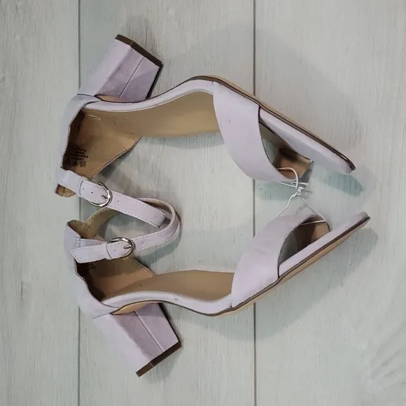 NEW Naturalizer Womens Vera Blue Ankle Suede Strap Heels Sandals Shoes sz 9