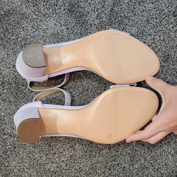 NEW Naturalizer Womens Vera Blue Ankle Suede Strap Heels Sandals Shoes sz 9
