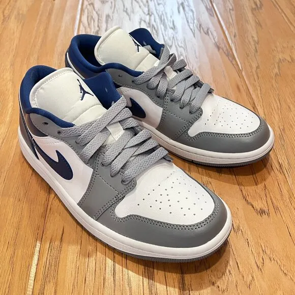 New NIB Nike Air Jordan 1 Low Sneakers Women's 7.5 UNC Stealth Grey French Blue