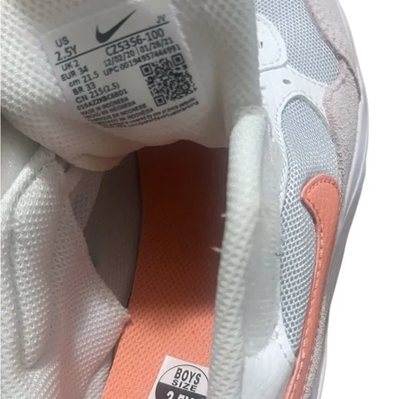 NEW Nike Air Max SC White Crimson Bliss Size 2.5Y
