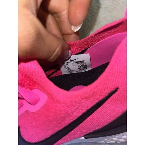NEW Nike Epic React Flyknit 2 Women 7 Pink Blast Running Shoes BQ8927-601