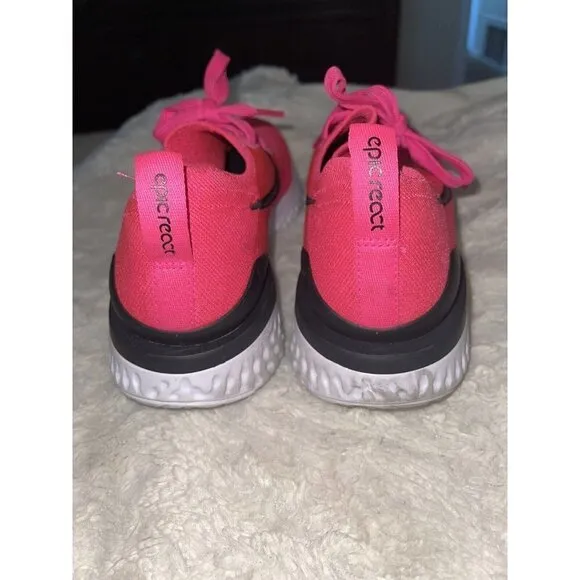 NEW Nike Epic React Flyknit 2 Women 7 Pink Blast Running Shoes BQ8927-601