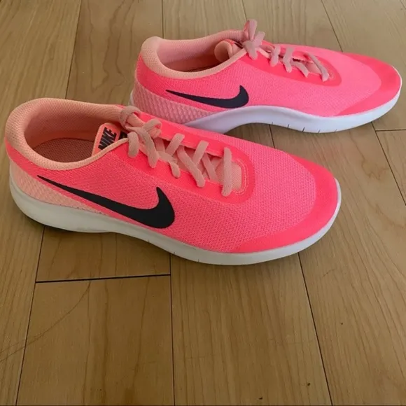 New Nike | Pink Flex Experience 7 Lace Tie Running Sneaker, 6