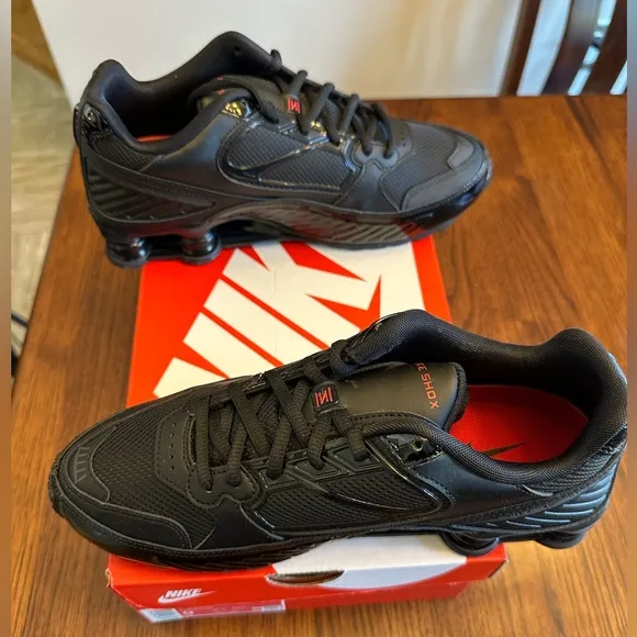NEW Nike Shox Enigma women’s black sneakers shoes size 9 EUR 40.5