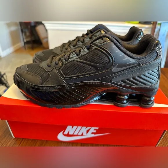 NEW Nike Shox Enigma women’s black sneakers shoes size 9 EUR 40.5