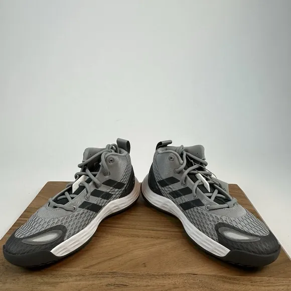 New NWB Mens Adidas Exhibit A Mid Gray Basketball Shoes Sneakers Size 7.5 M