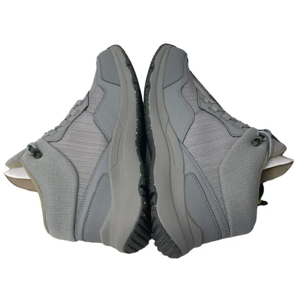NEW ROCKPORT Total Motion Women's Size 7.5 M Hiking Shoes Cushioned Gray